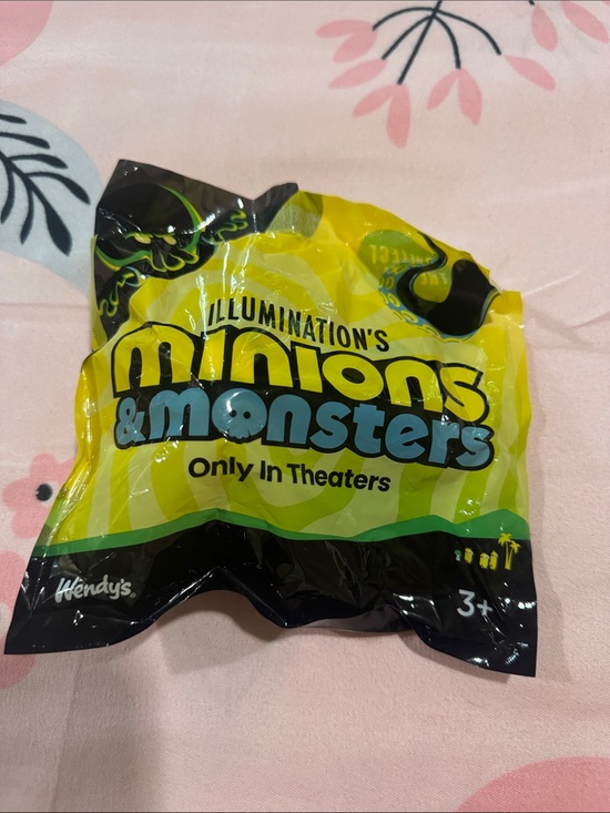 Wendys Other - Minions & Monsters Blind Bag Toy - Yellow